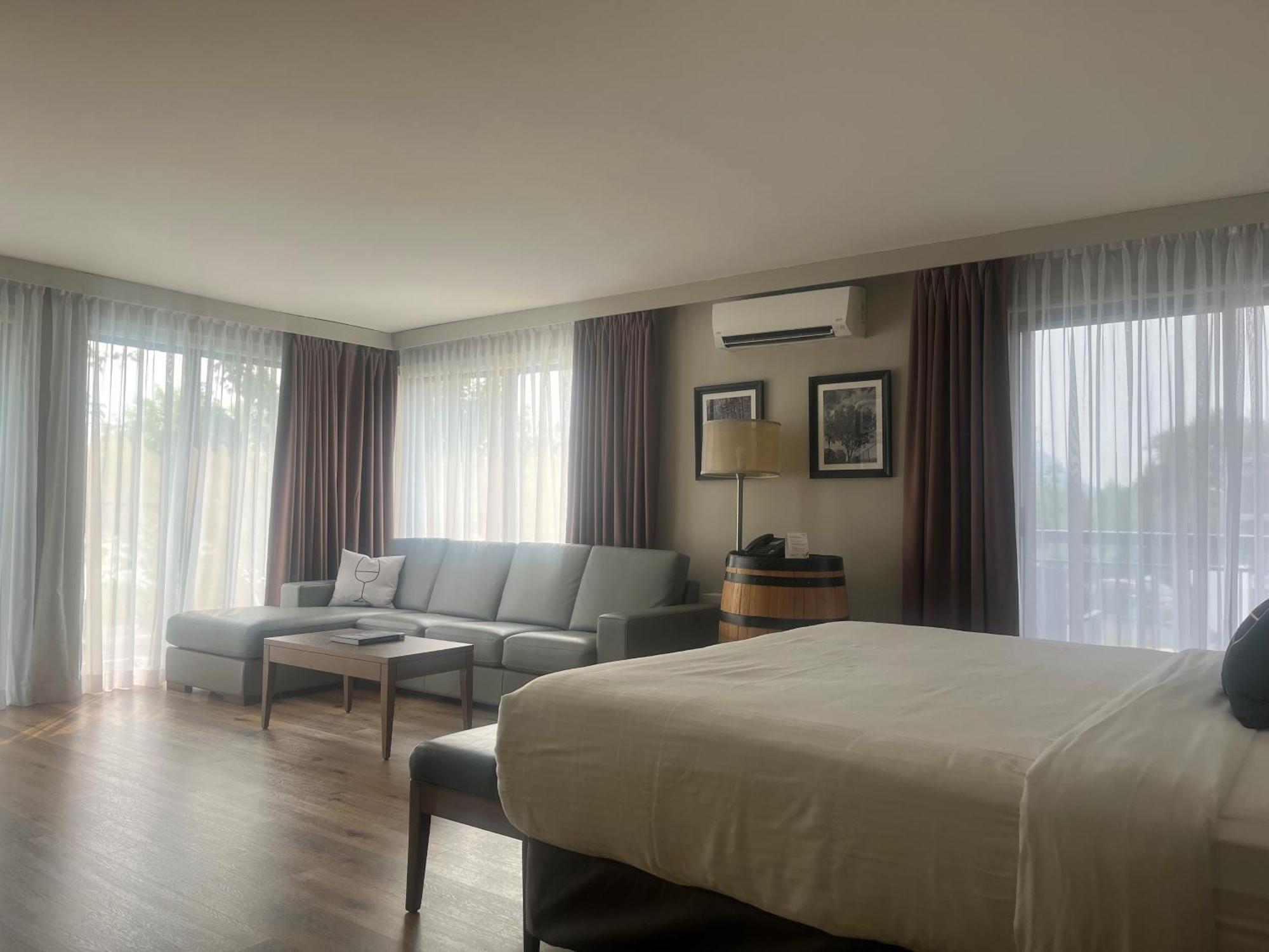 Beloeil Hotel Rive Gauche מראה חיצוני תמונה